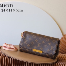 LV Clutch Bags